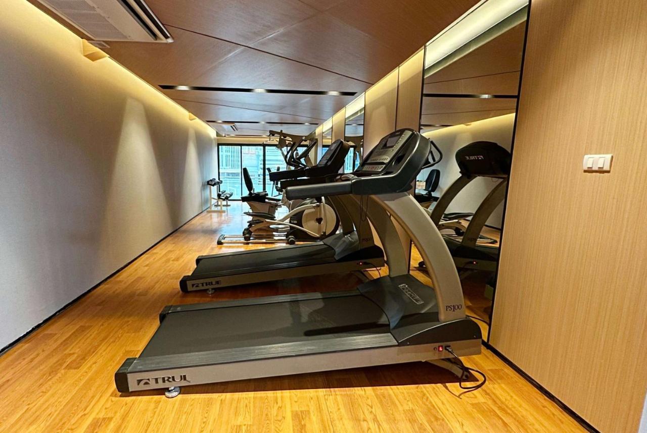 Ramada By Wyndham Bangkok Sukhumvit 11 Ξενοδοχείο Εξωτερικό φωτογραφία