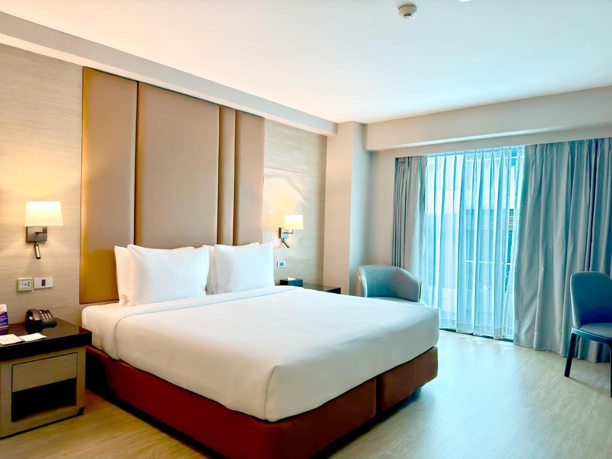 Ramada By Wyndham Bangkok Sukhumvit 11 Ξενοδοχείο Εξωτερικό φωτογραφία