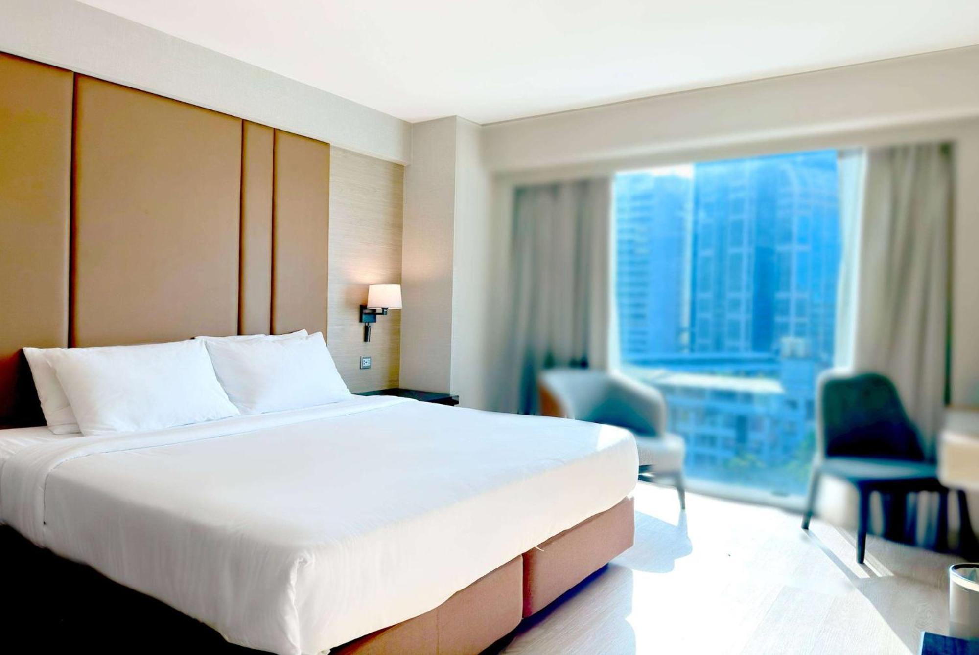 Ramada By Wyndham Bangkok Sukhumvit 11 Ξενοδοχείο Εξωτερικό φωτογραφία